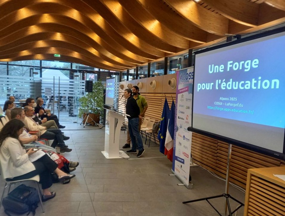 Le Libre Éducatif (@lelibreedu) on Twitter photo Présentation de #LaForgeEdu la forge des communs numériques éducatifs le 20 février à #AlpOSS par Bertrand Chartier (<a href="/DRANE_Grenoble/">DRANE - Académie de Grenoble</a>) et Cédric Eyssette (<a href="/DANE_acLyon/">DRANE Lyon</a>)
alposs.fr
- diaporama sur la forge
docs.forge.apps.education.fr/communication/… Présentation de #LaForgeEdu la forge des communs numériques éducatifs le 20 février à #AlpOSS par Bertrand Chartier (<a href="/DRANE_Grenoble/">DRANE - Académie de Grenoble</a>) et Cédric Eyssette (<a href="/DANE_acLyon/">DRANE Lyon</a>)
alposs.fr
- diaporama sur la forge
docs.forge.apps.education.fr/communication/…