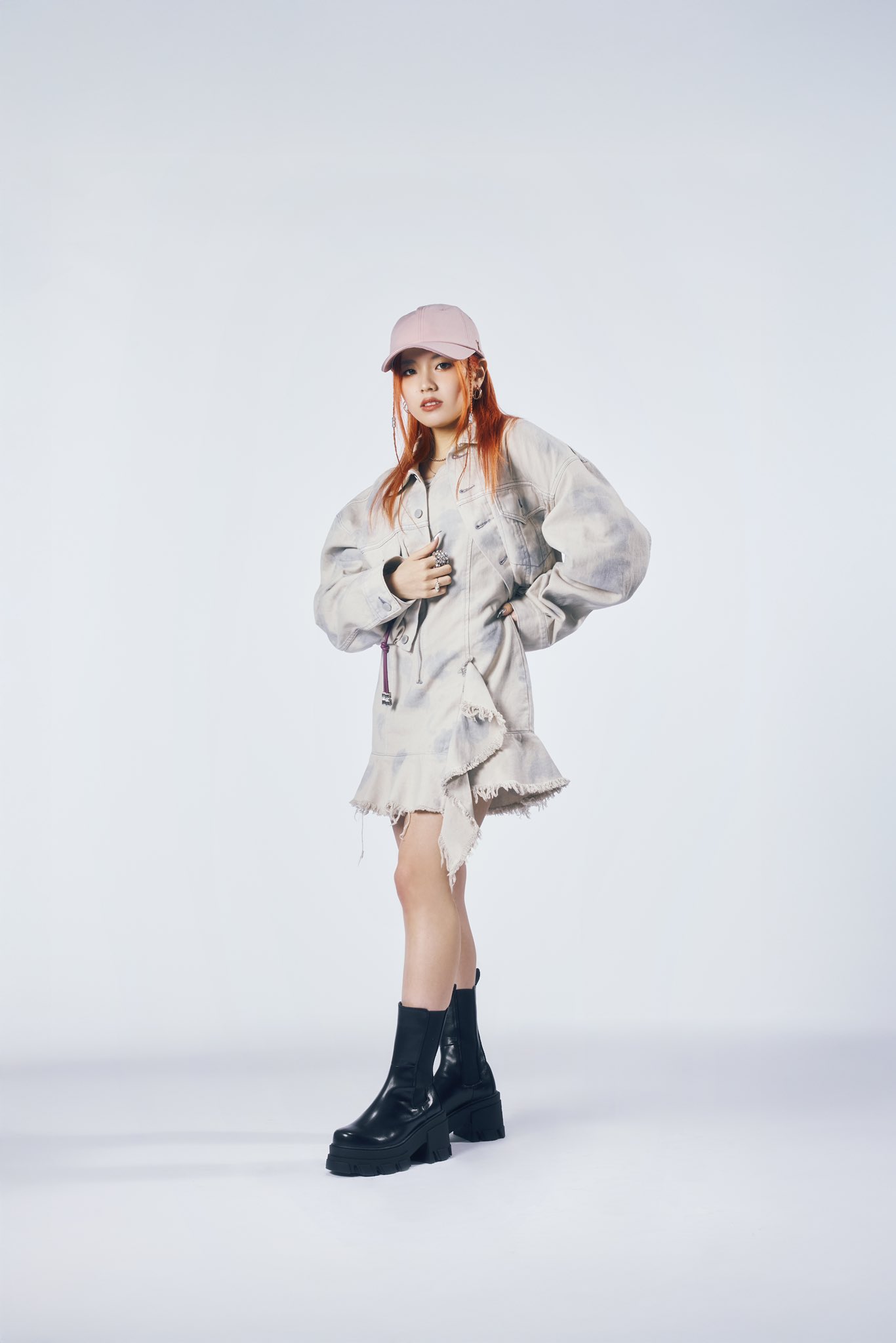 GkYxNo7aoAAzpt0?format=jpg&name=large