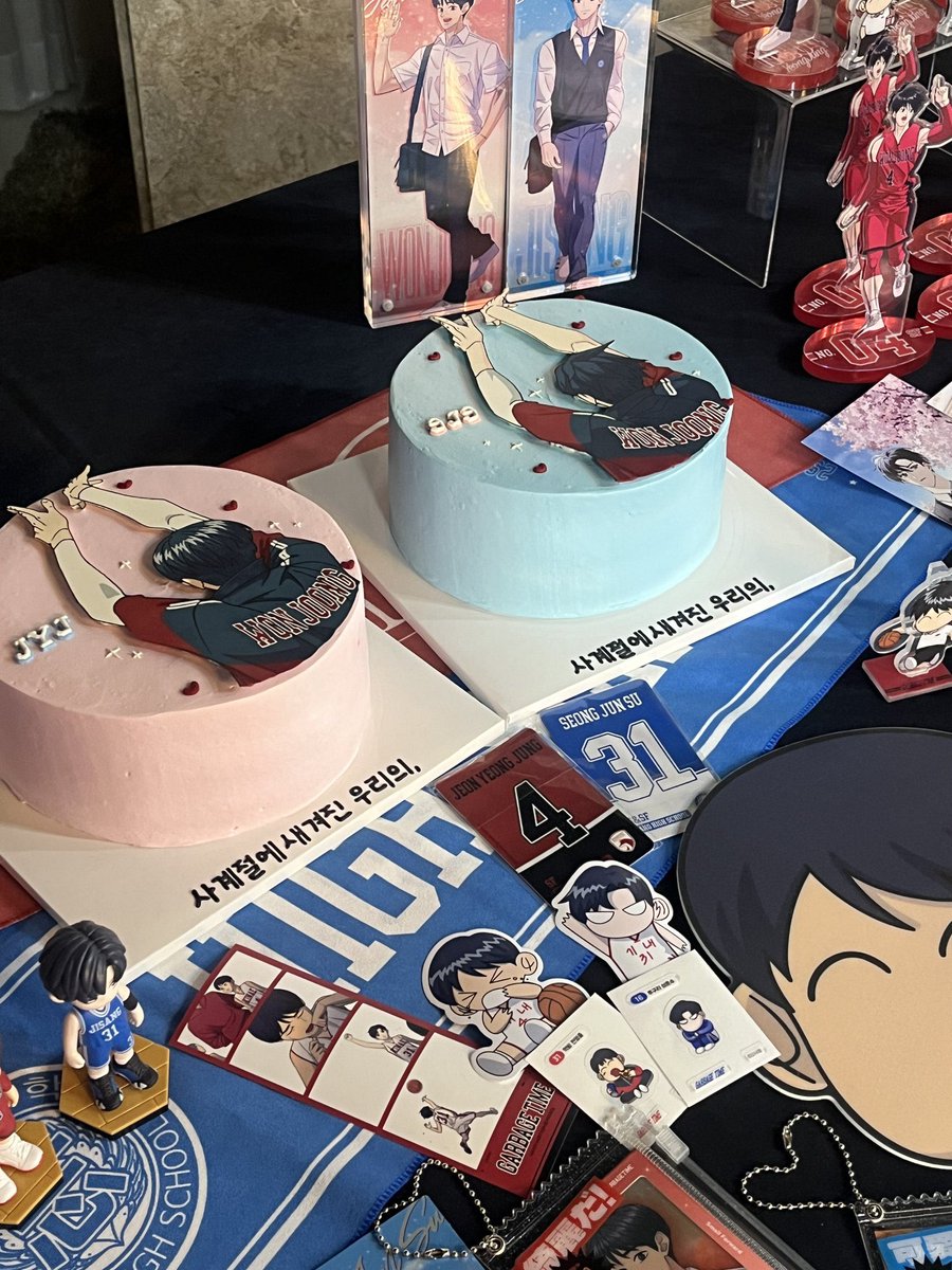 🎞️행사 종료 

귀중한 시간 내시어 방문해주신 모든 참관객께 감사의 말씀 드립니다😊 

즐거운 주말 보내시고, 남은 행사 일정 안내는 월요일에 업로드 드리겠습니다! 

협력진 보상 배송건 또한 월요일에 진행될 예정이며, 카카오톡 채널 또한 저녁부터 확인 도와드리겠습니다. 감사합니다❤️💙