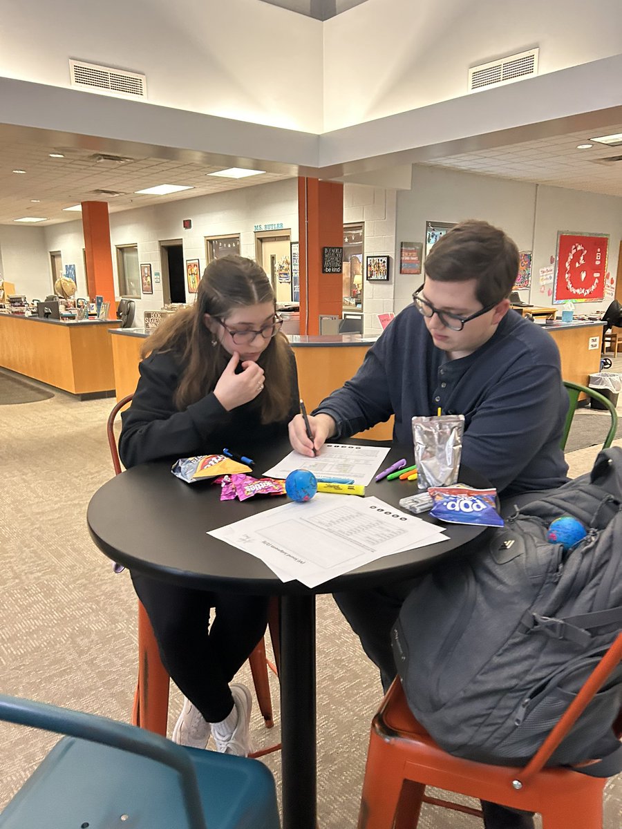 SGH_Humanities's tweet image. Linguistics Competition! Siegel vs. Central Magnet🤩⭐️