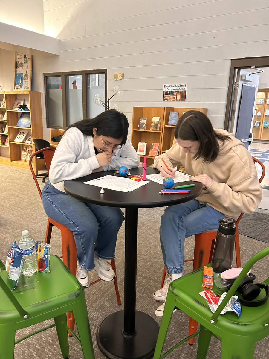 SGH_Humanities's tweet image. Linguistics Competition! Siegel vs. Central Magnet🤩⭐️