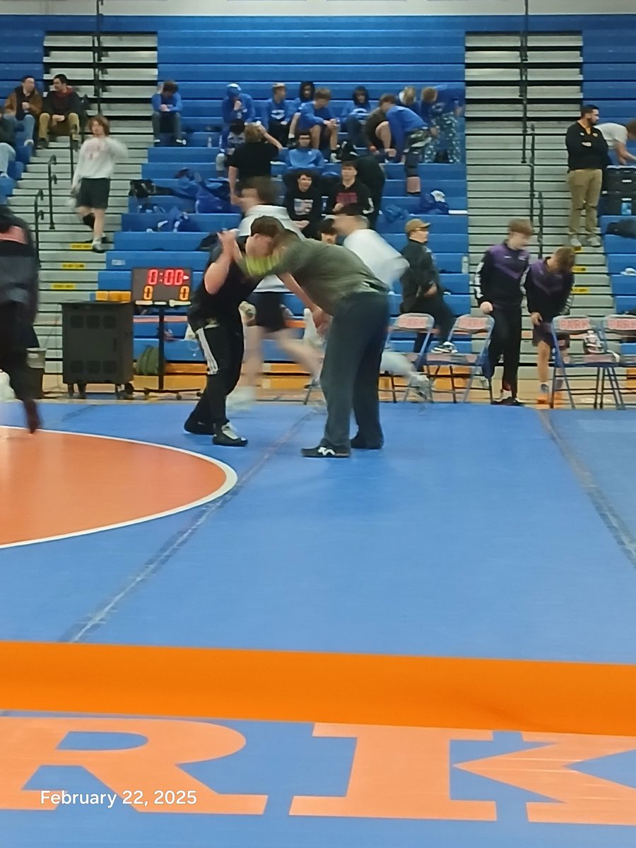 Friends n foes
Vlad n Deke warming up for wiaa sectional
215/285
Iron sharpens iron