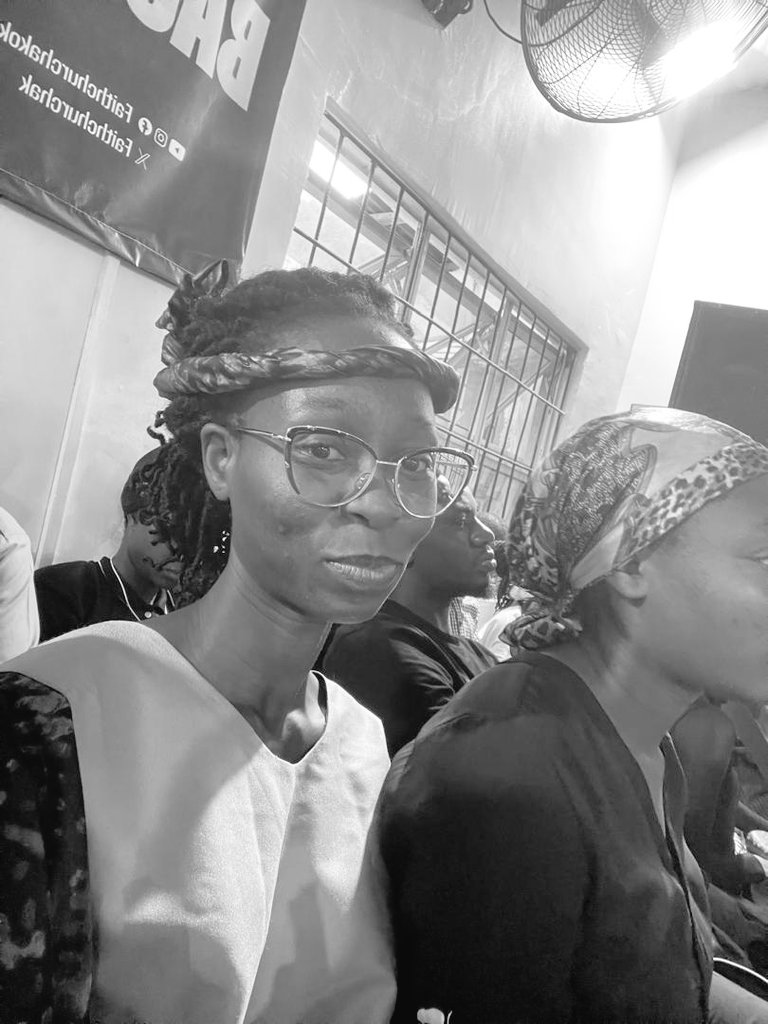 T_Agtops's tweet photo. You should GLOW, IT IS NOT MARRIAGE THAT WILL MAKE YOU GLOW🌟 

One shall chase a thousand and two shall chase ten thousands

Don't forget your purpose, be on your own race, FOCUS!!

~PT https://t.co/3pmqxlU3Qm