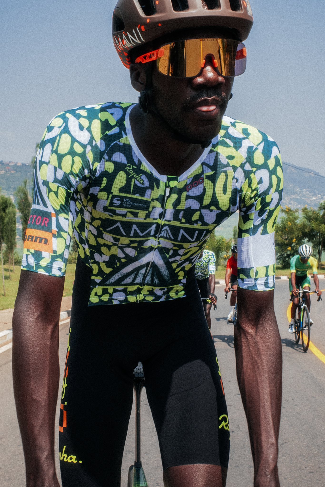 GkZ3IiqXkAAhdWK?format=jpg&name=large