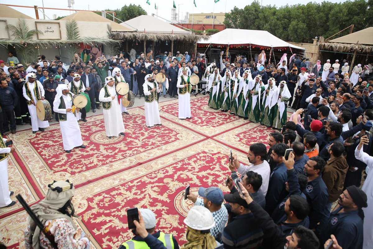 منسوبي شركة الاتفاق للصناعات الحديدية يحتفلون بيوم التأسيس 
#يوم_بدينا_1727 
#يوم_التأسيس 

#صحيفة_النهار_السعودية⬇️ 
annahar-news.com/news/single/18…