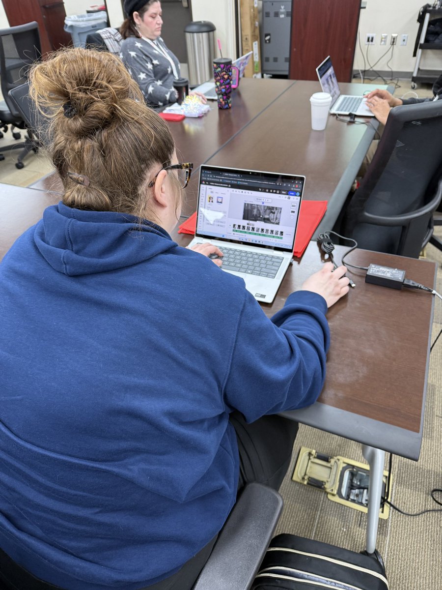 Kaileigh Newman (@newmankaileigh) on Twitter photo With high levels of expectations, you must have high levels of support
<a href="/AldineArt/">Aldine ISD Visual Arts</a> collaborates & learns together! <a href="/AldineISD/">Aldine ISD</a>
#AldineImpact #AdobeEDUcreative
Thank you <a href="/MsKittrellart/">Ms.Kittrell</a> <a href="/mslowpaz/">mrs. lopez taylor</a> for supporting your colleagues
🦩🦩🦩
<a href="/artmakeschange/">Stephanie Young</a>
<a href="/CmmorenoArt/">Cmmoreno</a> <a href="/MHoward_Art/">Melinda Howard M.Ed.</a> With high levels of expectations, you must have high levels of support
<a href="/AldineArt/">Aldine ISD Visual Arts</a> collaborates & learns together! <a href="/AldineISD/">Aldine ISD</a>
#AldineImpact #AdobeEDUcreative
Thank you <a href="/MsKittrellart/">Ms.Kittrell</a> <a href="/mslowpaz/">mrs. lopez taylor</a> for supporting your colleagues
🦩🦩🦩
<a href="/artmakeschange/">Stephanie Young</a>
<a href="/CmmorenoArt/">Cmmoreno</a> <a href="/MHoward_Art/">Melinda Howard M.Ed.</a>