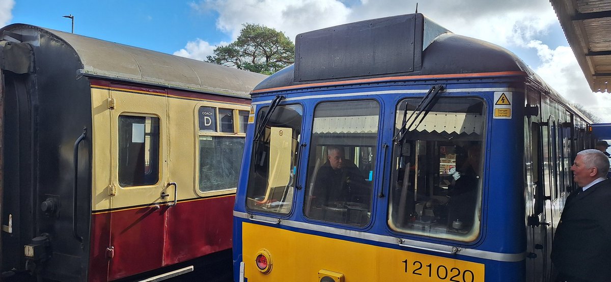 SiWells's tweet photo. Bubblelicious Day @BodminGeneral https://t.co/vc6w87wXxG