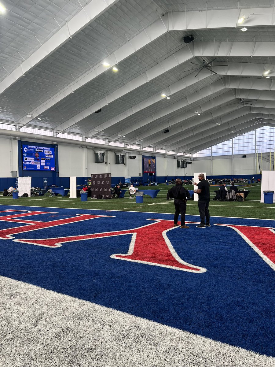 Go time 

<a href="/CoachSleeve/">Matt Gildersleeve</a> 
<a href="/ChulaLoomis/">Cloomis</a>