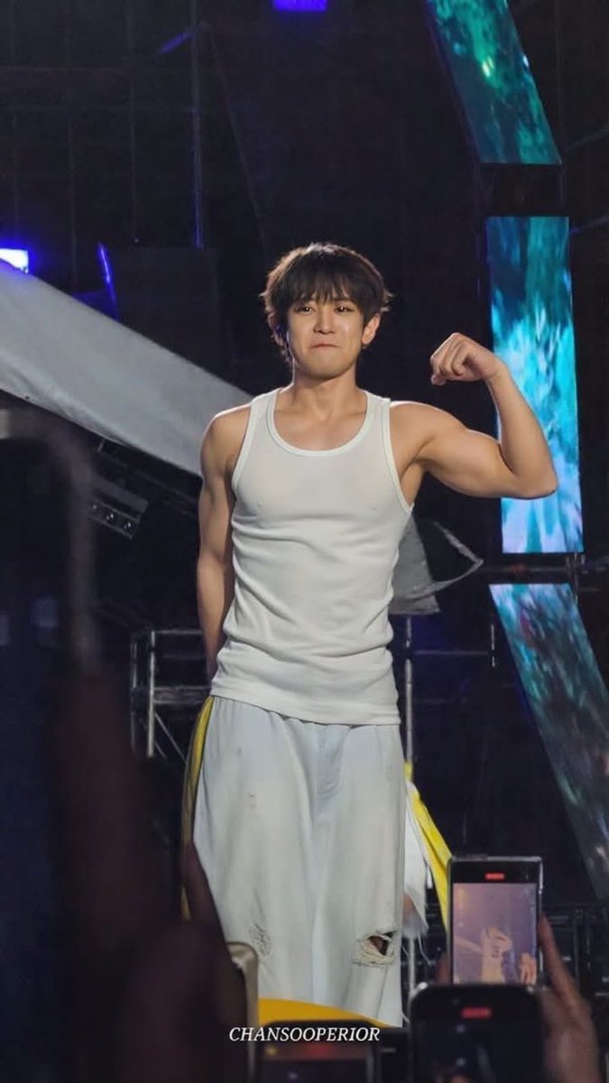 CHANSOOperior's tweet photo. Hello! The below photo of chanyeol wearing a sando was edited with my watermark on it!!

Please refrain from editing my photos without my permission!! DONT EVER USE MY WATERMARK!!!!!!!!

To those who have posted this, please take it down.

#WATERBOMBMANILA2025 🌊 https://t.co/q8My33qnTs