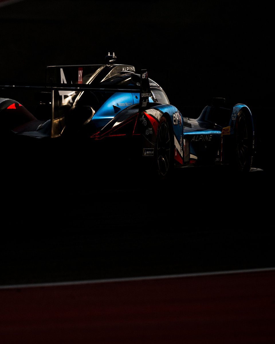 FIAWEC's tweet photo. Into the night ✨

#WEC #Qatar1812km https://t.co/W7FUyeJexw
