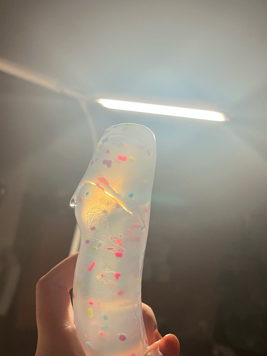 新玩具🤲🏼
又是因为好看买的
加点润滑拍拍 太可爱了