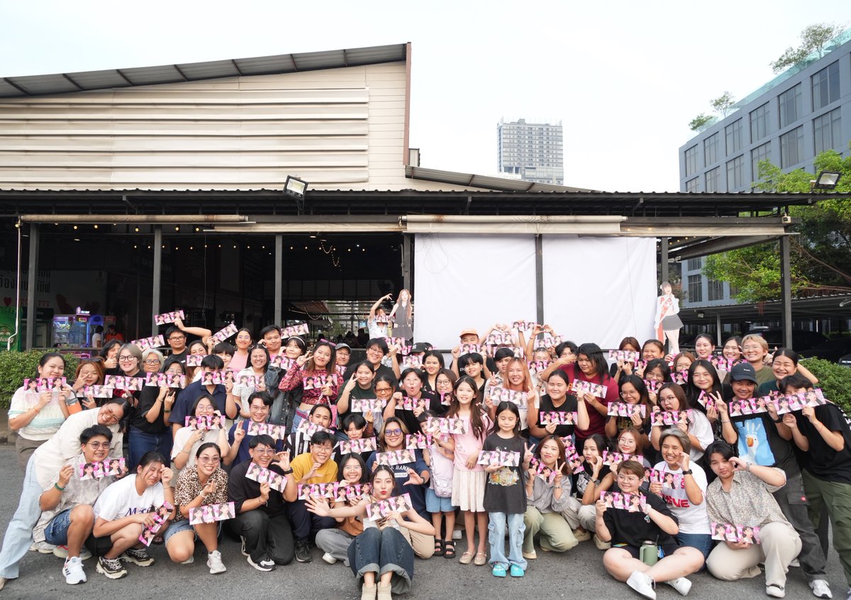 ProjectTaaom's tweet image. จบไปแล้วกับ CattiAom Project ✨🐈‍⬛

ขอบคุณฟอร์อายทุกคนที่สนับสนุนโปรเจ็กต์ครั้งนี้ เดินทางกลับบ้านปลอดภัยนะคะทุกคน

และขอบคุณตาออมที่มาร่วมปิ้งหมูกับฟอร์อายนะคะ💜🦖

#25thBirthdayWithAom 
#thecatsyAomProject
#Taaom4EVE