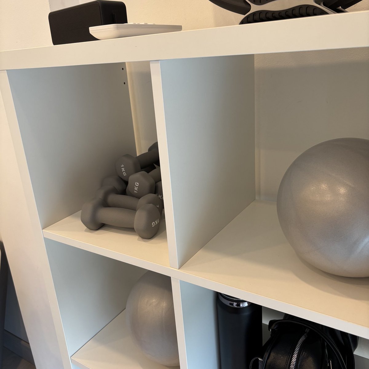 last day of pilates. so excited. >:0 (i’m not going to renew my membership) i feel sorry for my whole body. 😡