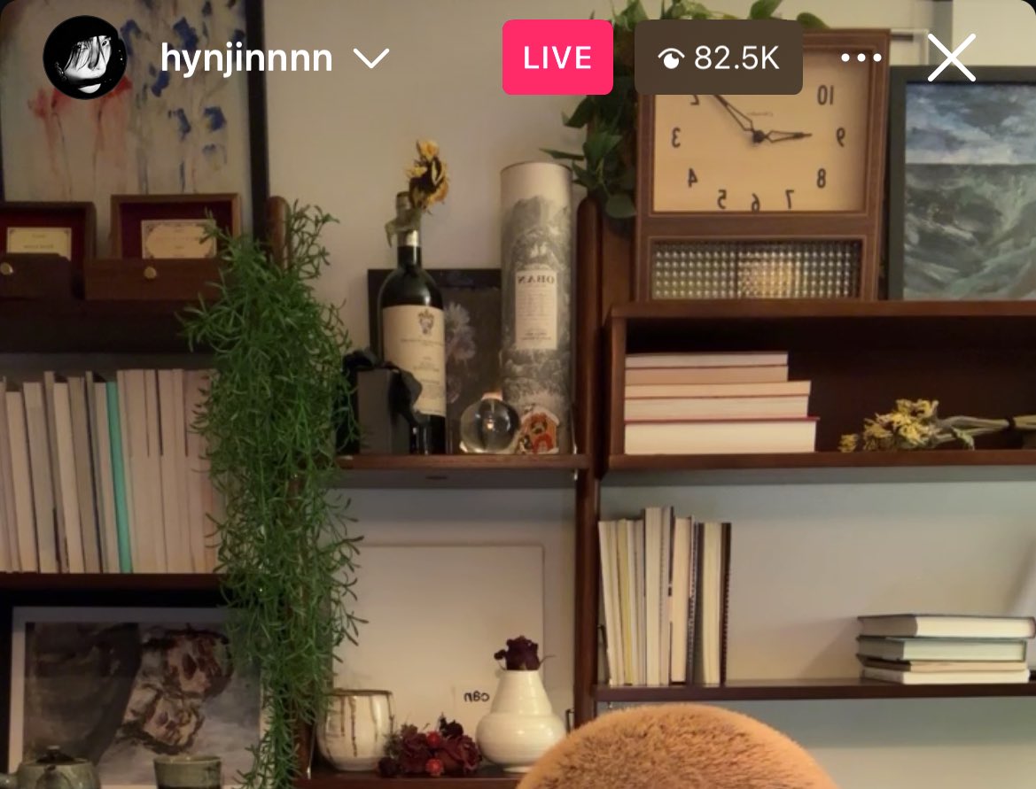 hjsminhoe's tweet image. can hyunjin #plzplzplz design my room 
this is art this is pure art this is so warm