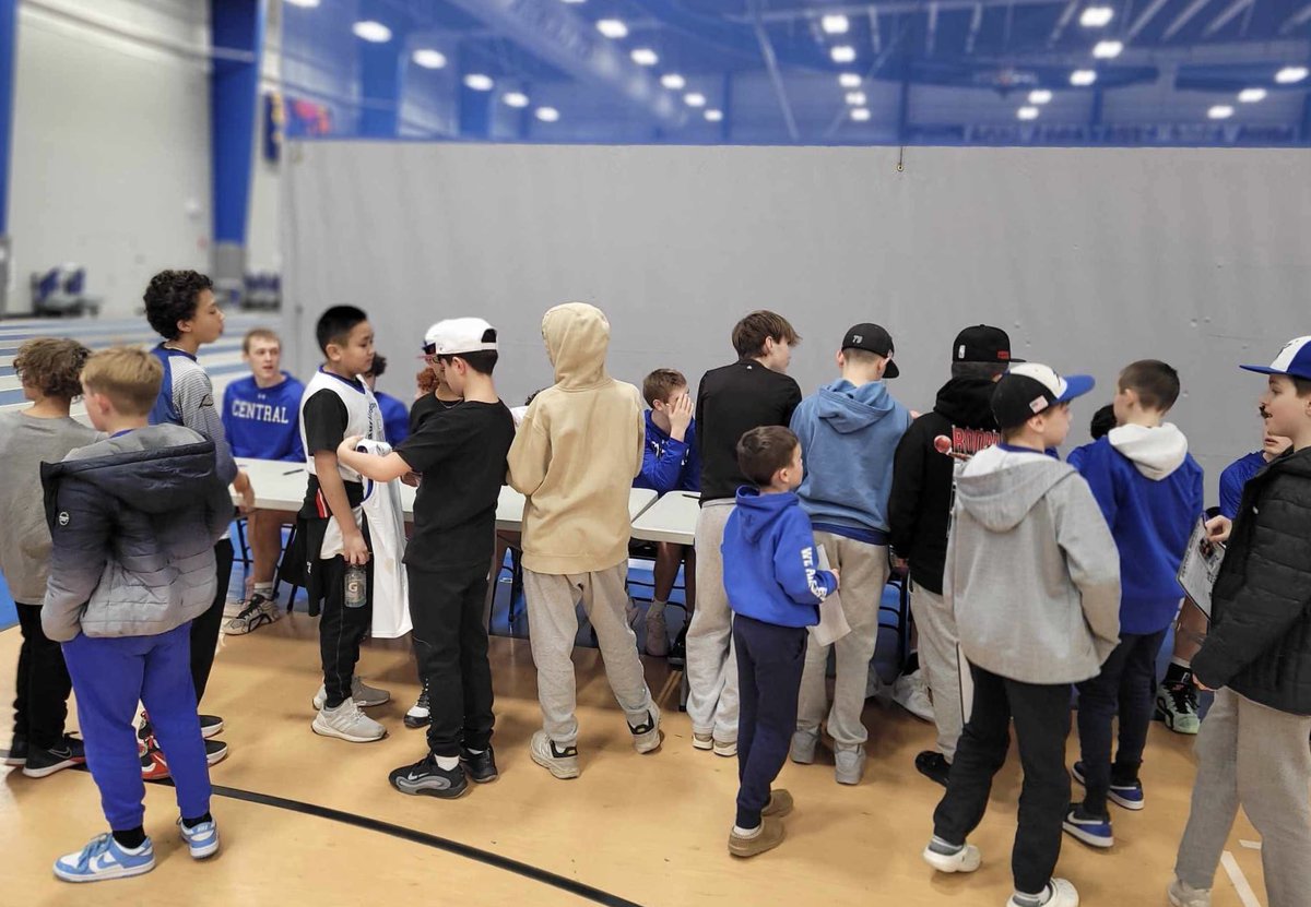 Central Rockets - Boy’s Basketball (@301_boyshoops) on Twitter photo It was a great night seeing future & current Rockets together 🚀 Thank you to <a href="/BurlingtonBoys/">Burlington Boys Basketball League</a> for organizing the event! It was a great night seeing future & current Rockets together 🚀 Thank you to <a href="/BurlingtonBoys/">Burlington Boys Basketball League</a> for organizing the event!