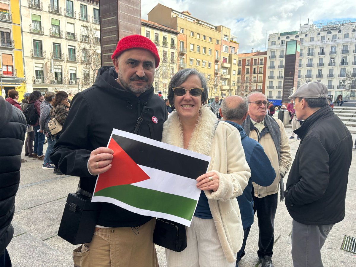 📢 Todas las guerras son injustas y quienes más sufren son siempre los más vulnerables, <a href="/ToniPoveda/">Toni Poveda</a>
Y <a href="/PuriCausapi/">Puri Causapié</a> alzan su voz por los que no pueden, por la paz, los derechos humanos y la justicia. #PalestinaLibre #DerechosHumanos #NoALaGuerra
