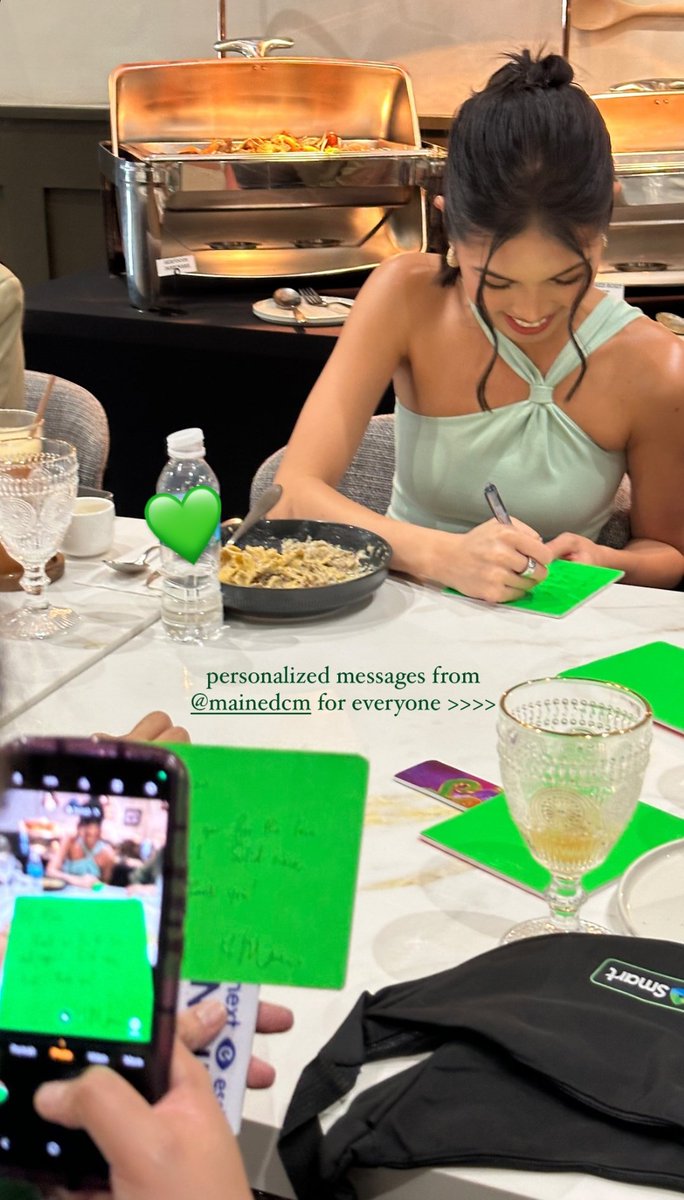 Maine Mendoza meet and greet event by Smart.💚
<a href="/mainedcm/">Maine Mendoza</a> #MaineMendoza
<a href="/LiveSmart/">SMART</a> #MaineForSmart