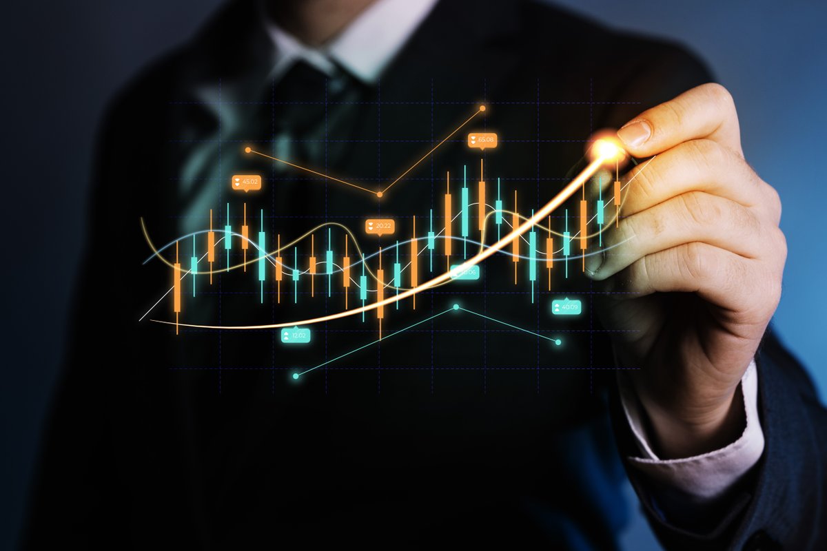 AziroTech's tweet image. MSys Technologies&apos; latest blog post, &apos;Navigating Down Rounds in US Venture Capital,&apos; is a must-read for anyone navigating the turbulent waters of entrepreneurship. 

Learn more about the ever-evolving sea of #venturecapital.

Read More: msystechnologies.com/blog/navigatin…

#FinTech #MSysBlog