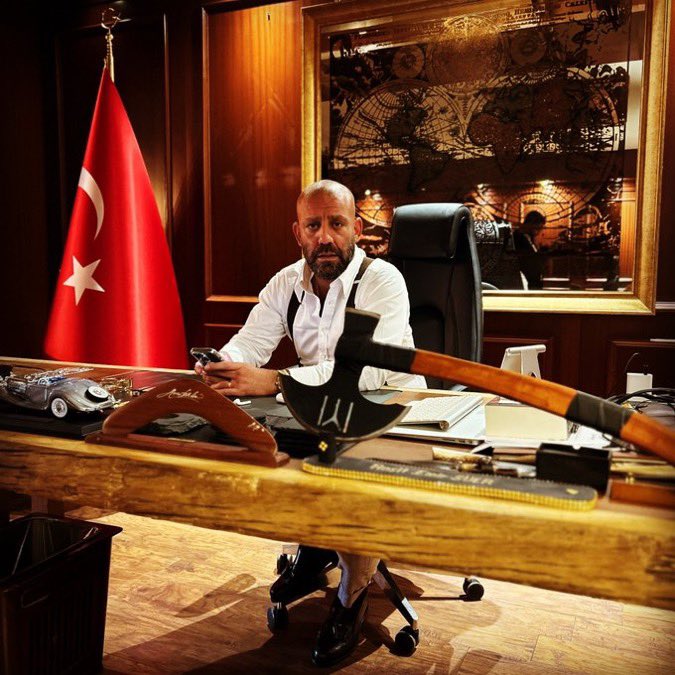 Sevgili Raşit Emir Süer abim,doğum günün kutlu olsun! 
Size nice mutlu ve sağlıklı yıllar diliyorum.
Yeni kurduğun şirketin hayırlı olmasını temenni ederim.
İnsanlık için faydalı projelere yatırım yapan gerçek bir vizyonersin. Başarıların daim olsun!
<a href="/RasitEmirSuer/">Raşit Emir Süer</a>