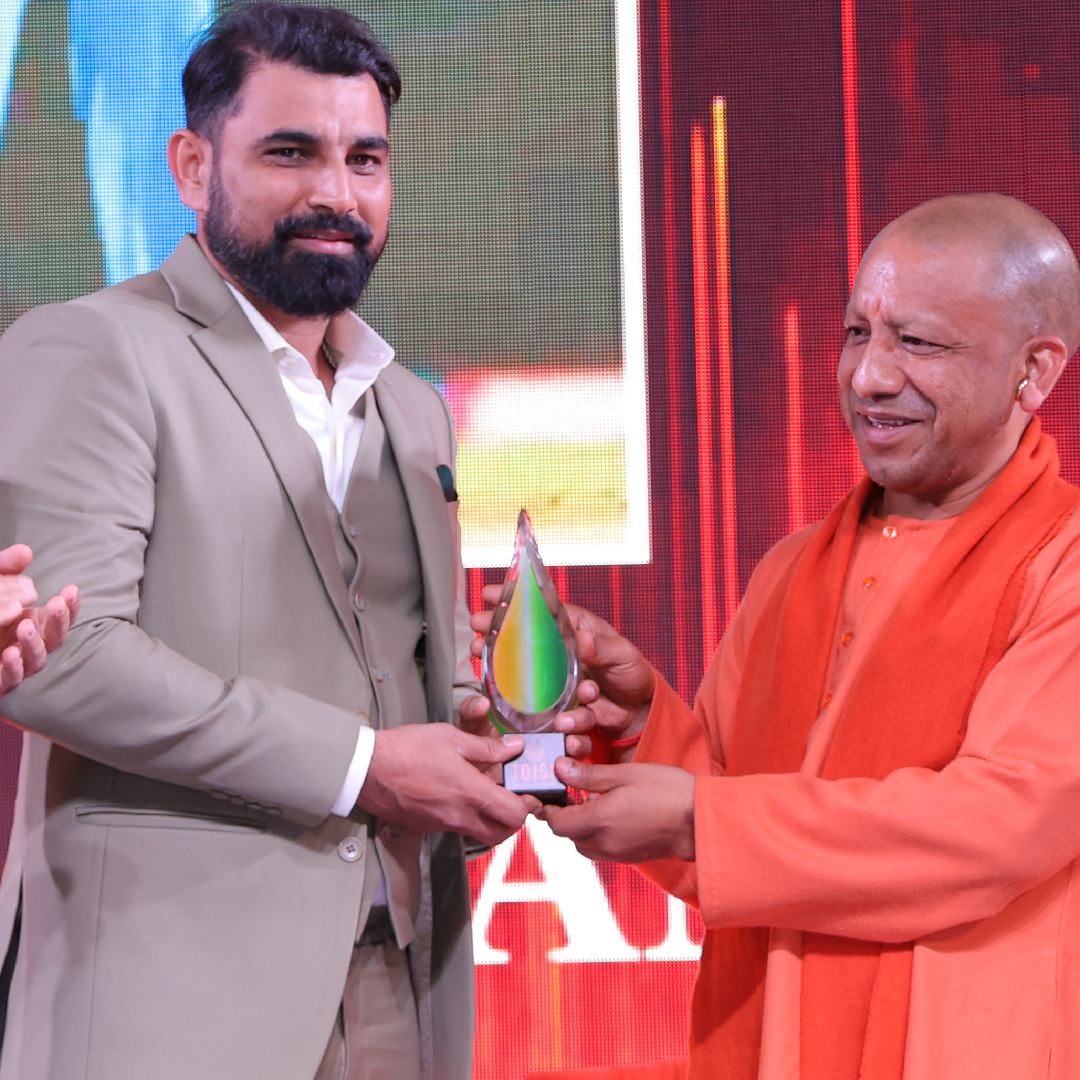 timesofindia's tweet photo. #TOISA2023 was a grand spectacle with Hon'ble CM of UP @myogiadityanath as the Chief Guest
Once again, itโs time to witness history in the making!๐ฅ The biggest night in Indian sports is HERE! #TOISA2024
A look at last year's grandeur๐๐ปโญ
@UPGovt https://t.co/19Vrt7duJ0