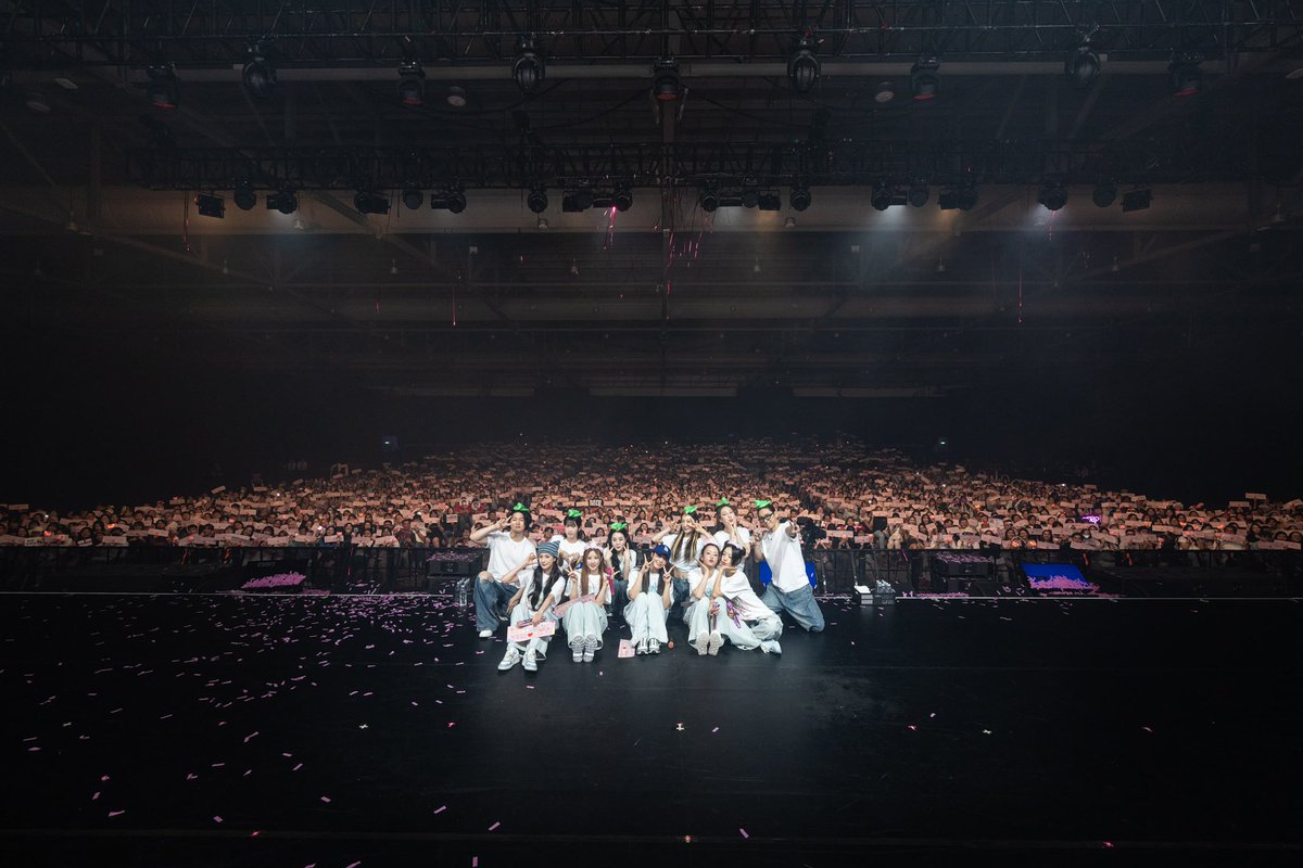 Viu Scream Dates Singapore (@viuscreamdates) on Twitter photo After nine long years, Apink finally returned to Singapore, and they filled the night with π³πΌπ½ from start to finish! ππΌ From π΄π. πͺππ to π«ππππ
ππππ, every moment was unforgettable. Thank you, Pandas, for making this reunion so special! Until next time! β¨
#Apink After nine long years, Apink finally returned to Singapore, and they filled the night with π³πΌπ½ from start to finish! ππΌ From π΄π. πͺππ to π«ππππ
ππππ, every moment was unforgettable. Thank you, Pandas, for making this reunion so special! Until next time! β¨
#Apink