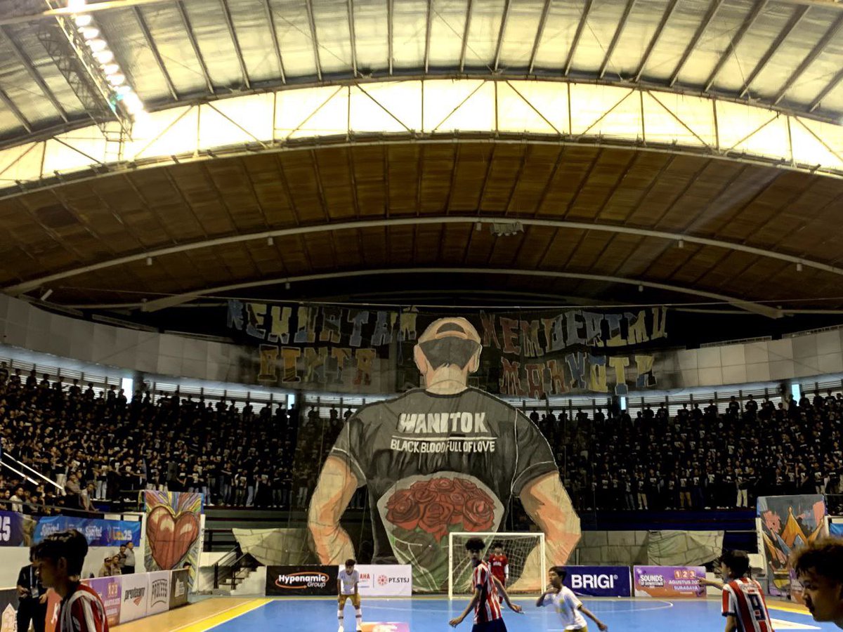 ultrasworldshop's tweet image. Ultras Stemda
SMKN 7 Surabaya - SMAN 12 Surabaya
11.02.2025 | Liga Tendang Bola 🇮🇩

#stemda #smkn7surabaya #ultrasstemda