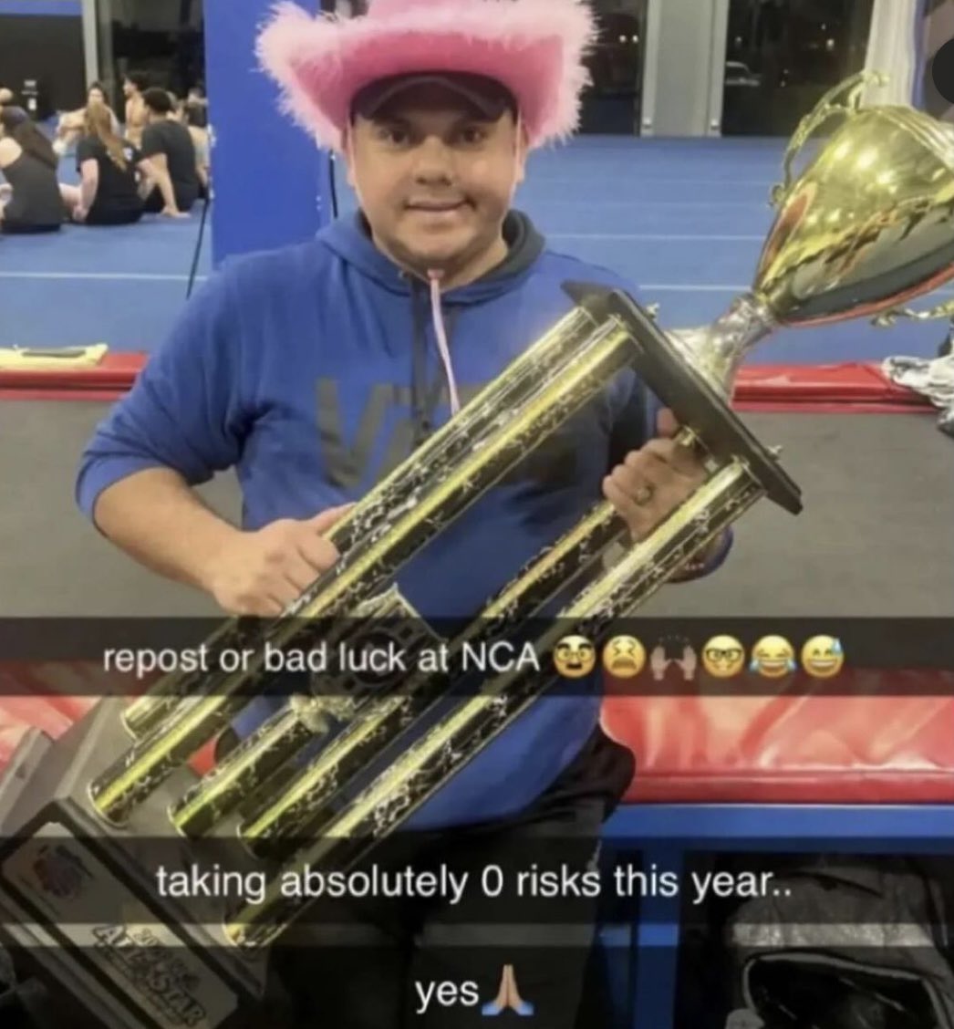 wevegotourteam's tweet image. ONE WEEK TILL NCAAAA 🤠