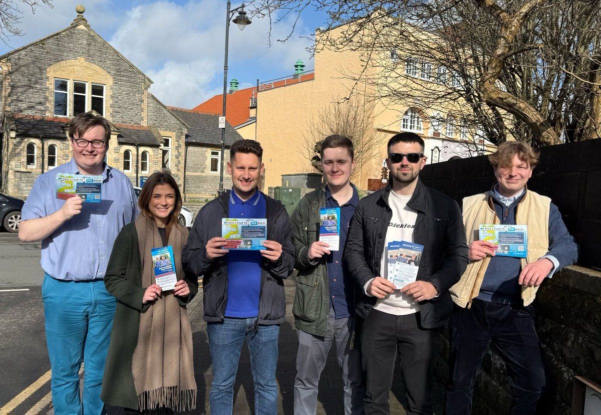 Cllr Rhys Thomas (@cllrrhysthomas) on Twitter photo Great to be out with the team in sunny #Penarth today.
Lots of concern about the Labour-run Vale Council hiking taxes and slashing services.
Only <a href="/WelshConserv/">Welsh Conservatives 🏴</a> can #FixWales 🏴 Great to be out with the team in sunny #Penarth today.
Lots of concern about the Labour-run Vale Council hiking taxes and slashing services.
Only <a href="/WelshConserv/">Welsh Conservatives 🏴</a> can #FixWales 🏴
