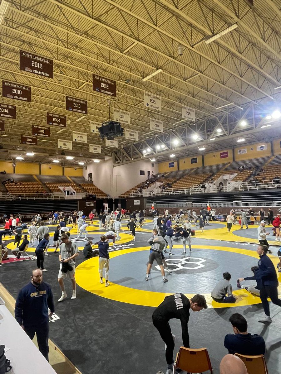 It's Prep All-American day in Lehigh!  Day 2 of National Preps kicks off shortly on <a href="/FloWrestling/">FloWrestling</a> 

Thanks to <a href="/the_rudis/">RUDIS</a> for the sleek mats!