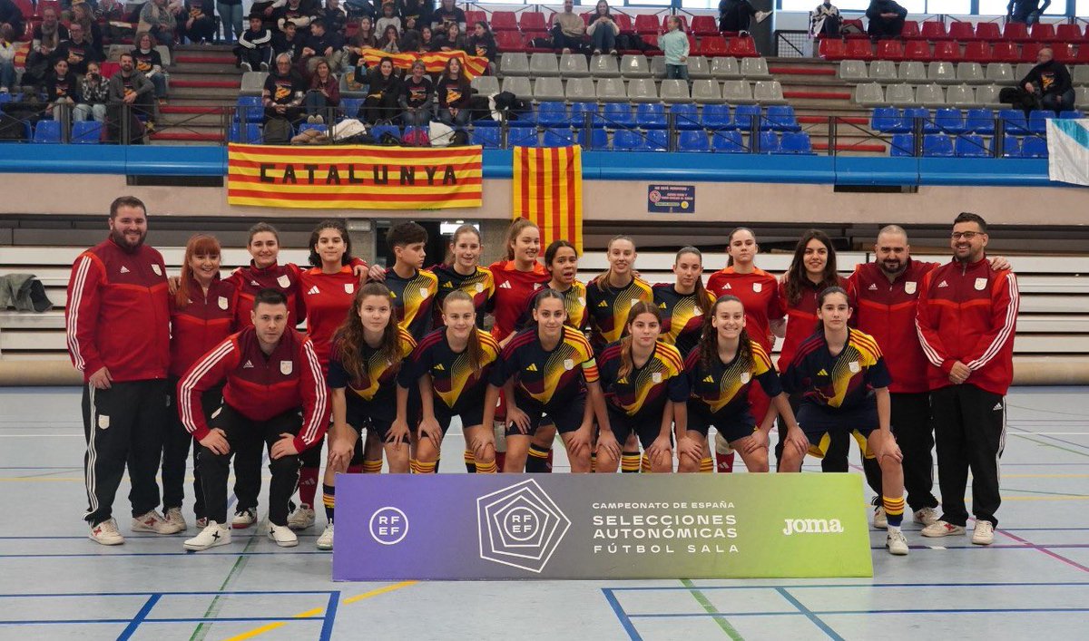 Enhorabona <a href="/FCF_CAT/">Federació Catalana de Futbol</a>
A lluitar i gaudir de les finals. 

La bona feina sempre té resultats. Som-hi!!! 💛❤️💛
