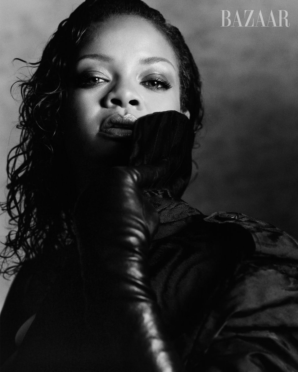 FentyHeadlines's tweet photo. Rihanna spoke to @harpersbazaarus on new album:

“I’ve been in the studio the whole 8 years. But it didn’t hit me.… I went through phases of what I wanted to do. I know it’s not going to be anything that anybody expects. And it’s not going to be commercial or radio digestible.“ https://t.co/IxJ3f8IPwI