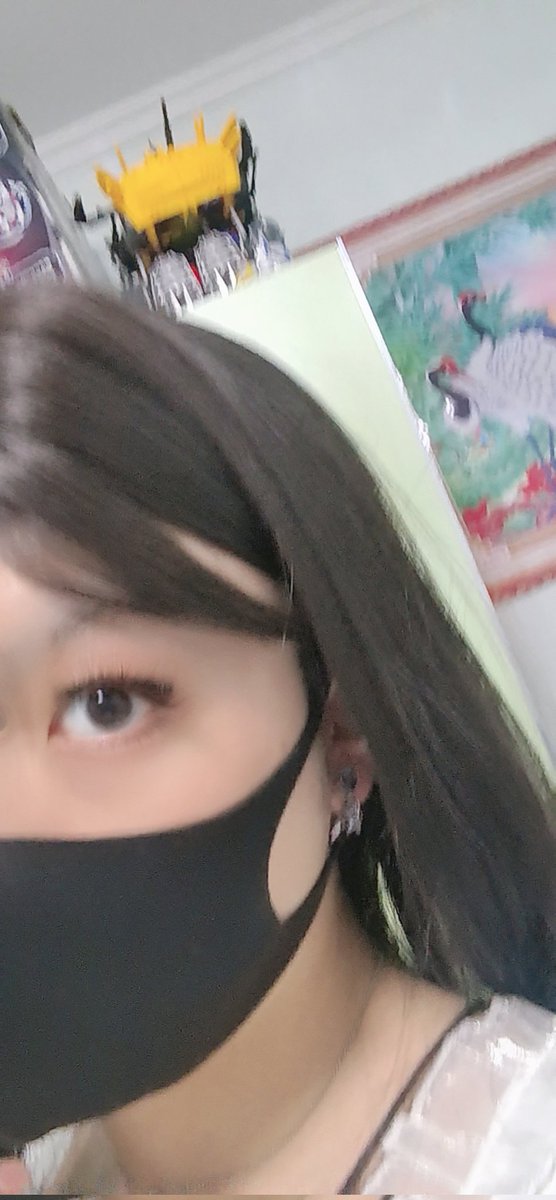 Graduallywind's tweet photo. 唔，200fo了发一张刚学会的眼妆感谢大家叭 #男娘 #男の娘 https://t.co/hQPDE26w1R