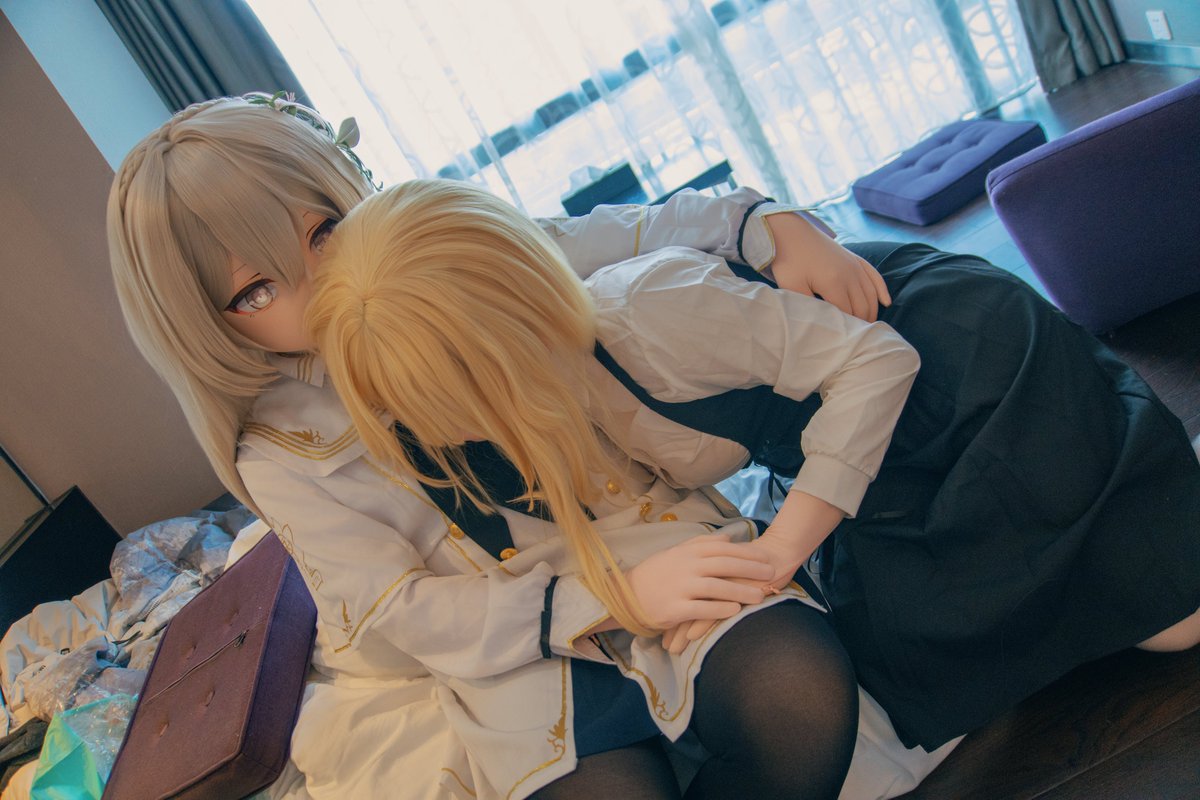 娃贴，是缓解压力最好的方式。

出镜：我和<a href="/DARKNESS0759562/">DARKNESS</a>
拍摄：<a href="/Mushro00omZ/">咕咕菇z</a>

#着ぐる #kigurumi