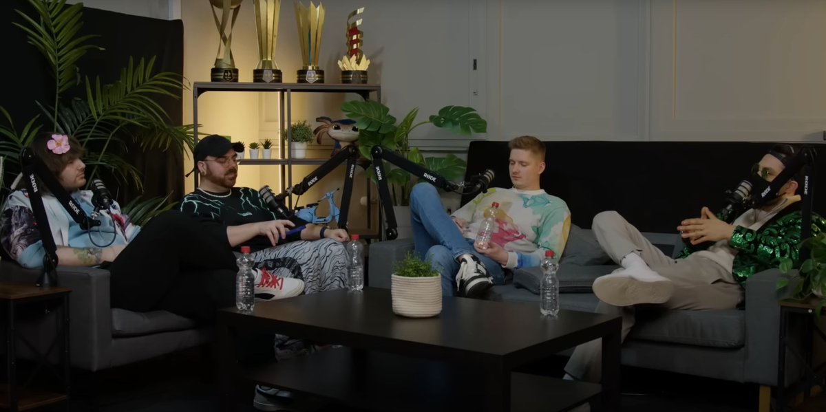 Hanswurst316 tweet media