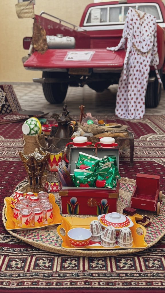 Sh_dcc2's tweet photo. من ٢٢ فبراير ١٧٢٧م ..
من هُنا كانت بداية تاريخ عظيم امتد ل 3 قرونٍ.. سُطرّت فيه قصص الأمجاد والعزم
جانب من احتفال #المركز_الشامل_للرعاية_النهارية
بالأفلاج بمناسبة يوم التأسيس .
نسأل اللّٰه أن يديم الأمن الأمان على هذا الوطن
#يوم_التأسيس
#من_بدينا https://t.co/QNyd5RkVE6