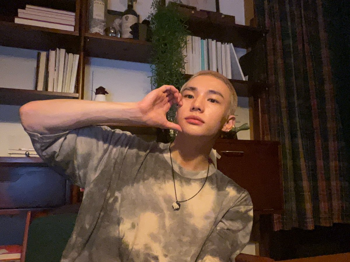 hyunjin pics tweet media
