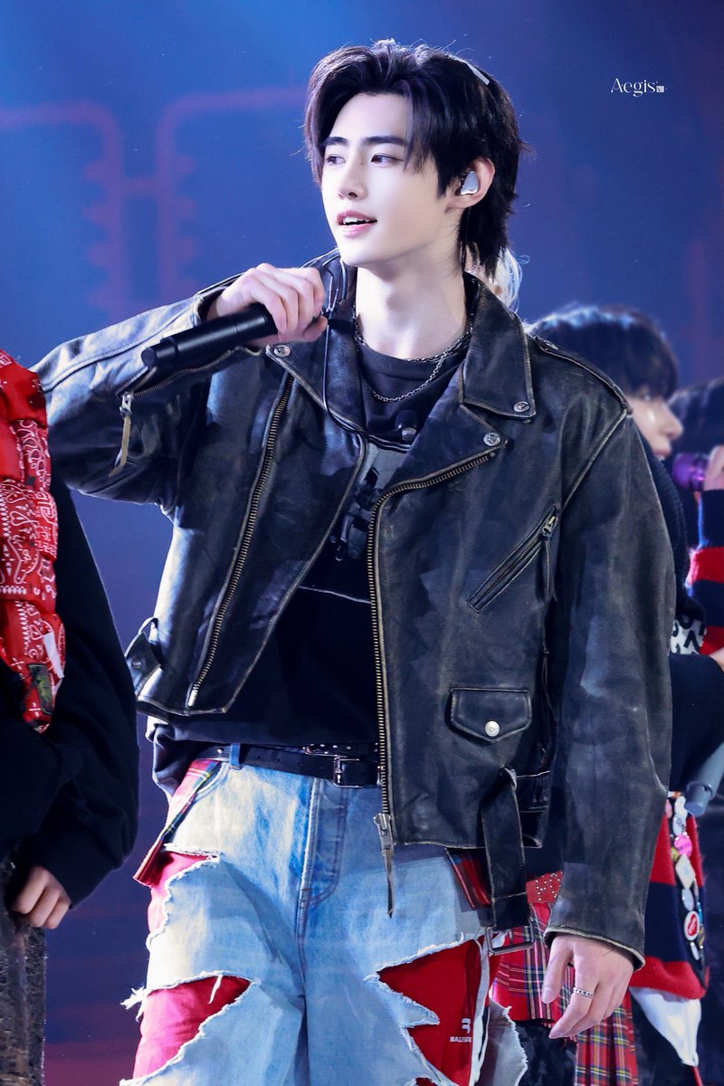 250222
#엔하이픈 #성훈
#ENHYPEN #SUNGHOON
#エンハイプン #ソンフン