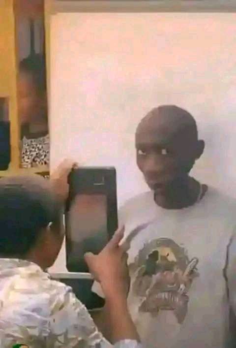 coder_blaq's tweet image. When you finally fix a bug after 5 hours, only to realize it was a typo. 💻😭
#TechLife #DeveloperStruggles