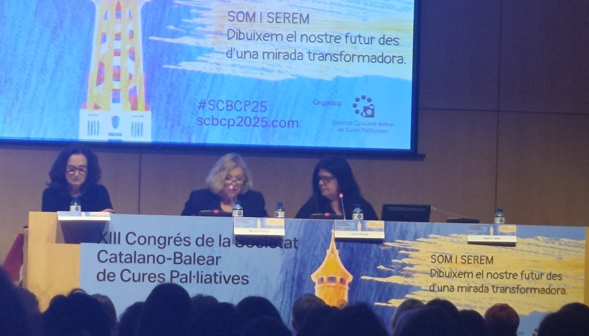 GeriatriaMar's tweet photo. 🎭🎬🎨🎧
Comença la plenària de cloenda del XIII Congrés #SCBCP25 @SCBCPal dedicada a les #curespal·liatives en el món de les arts:
Dr José Novell
Sra Tania Brenlle @La_Villarroel
Sra Mercè Arànega
Sr Jordi Novell
Dr Andreu Gabarrós
Sr @ramonmirabet_
#gransteatrerus https://t.co/hoIdUR7LCg