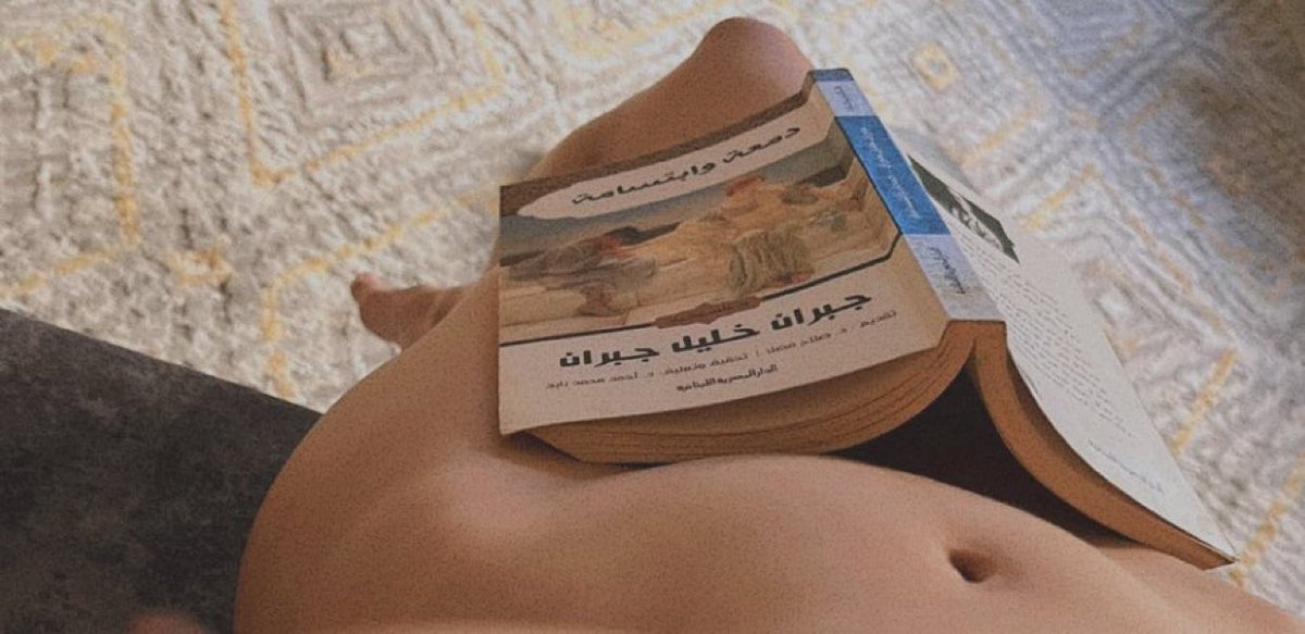 Sharing nud tweet media