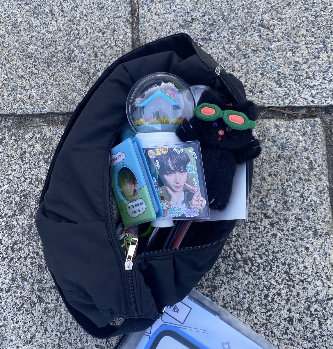 0n023's tweet photo. 250222 _ 🍀
幸せすぎて時間あっという間だったのㅠㅠ
だいすきな歌に愛くるしいボネクたちに囲まれてるってほんとに幸せだなと更に実感… https://t.co/dyB6BTjA2q