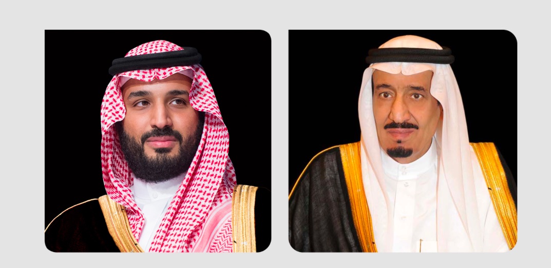من ابتدينا و بلادنا الغالية تسير على العز و الازدهار و الاستقرار و السلام و الامان و لله الحمد.
أعزنا الله بالدين و الحرمين و القيادة الحكيمة حفظهم الله. 
#يوم_التأسيس