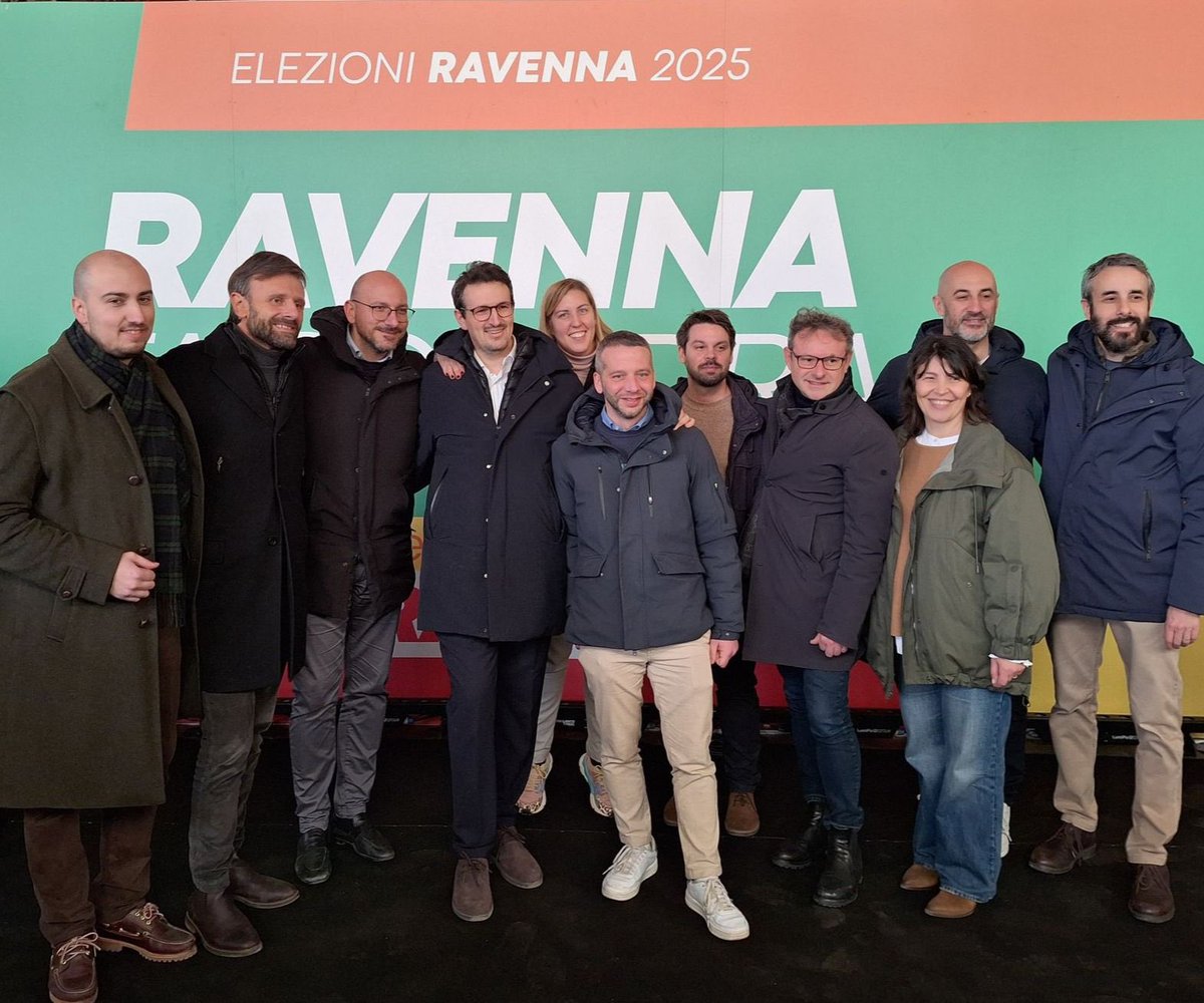 "Ravenna fa squadra” e oggi lo ha dimostrato! 
Tantissime persone, una coalizione ampia e plurale per lanciare la candidatura di Alessandro Barattoni a Sindaco.
Un progetto condiviso per il futuro della città, una comunità che affronterà insieme questa sfida.

Forza Ale 💪
