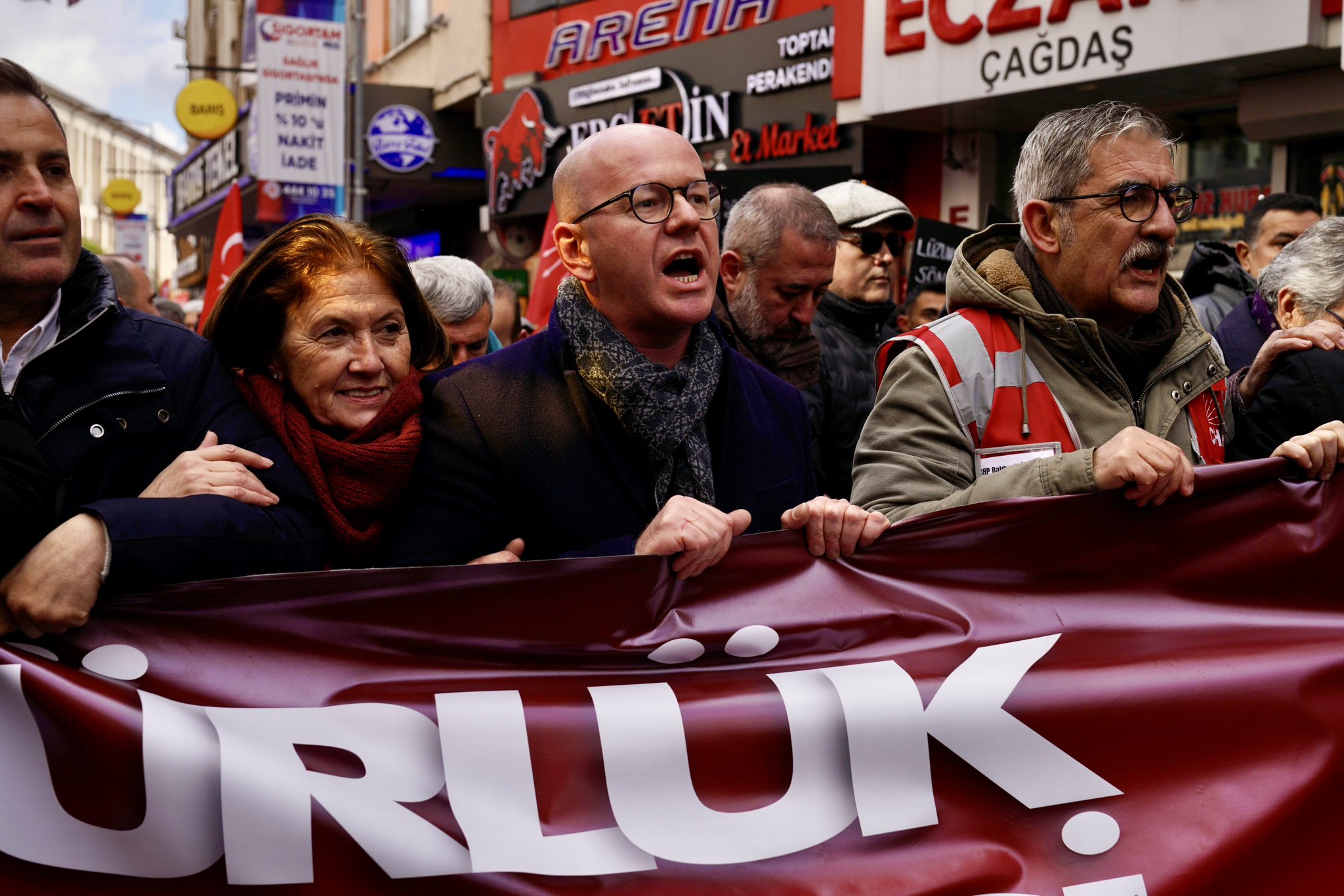 Serkan Sarı: "Ne Olursa Olsun, Demokrasiden, Özgürlükten ve Adaletten Vazgeçmeyeceğiz!"