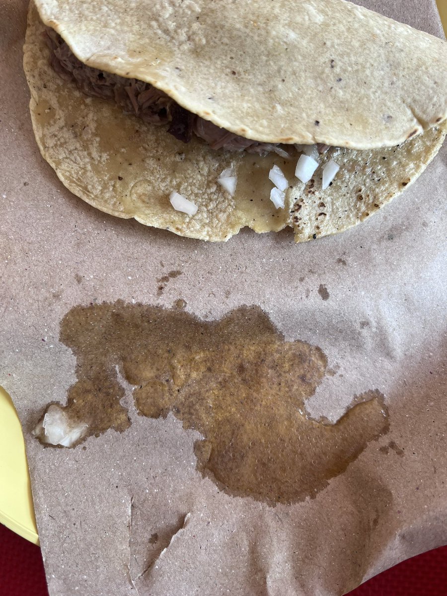 La grasa de mi taco de barbacoa formó la silueta de México, es un milagro del día de la bandera