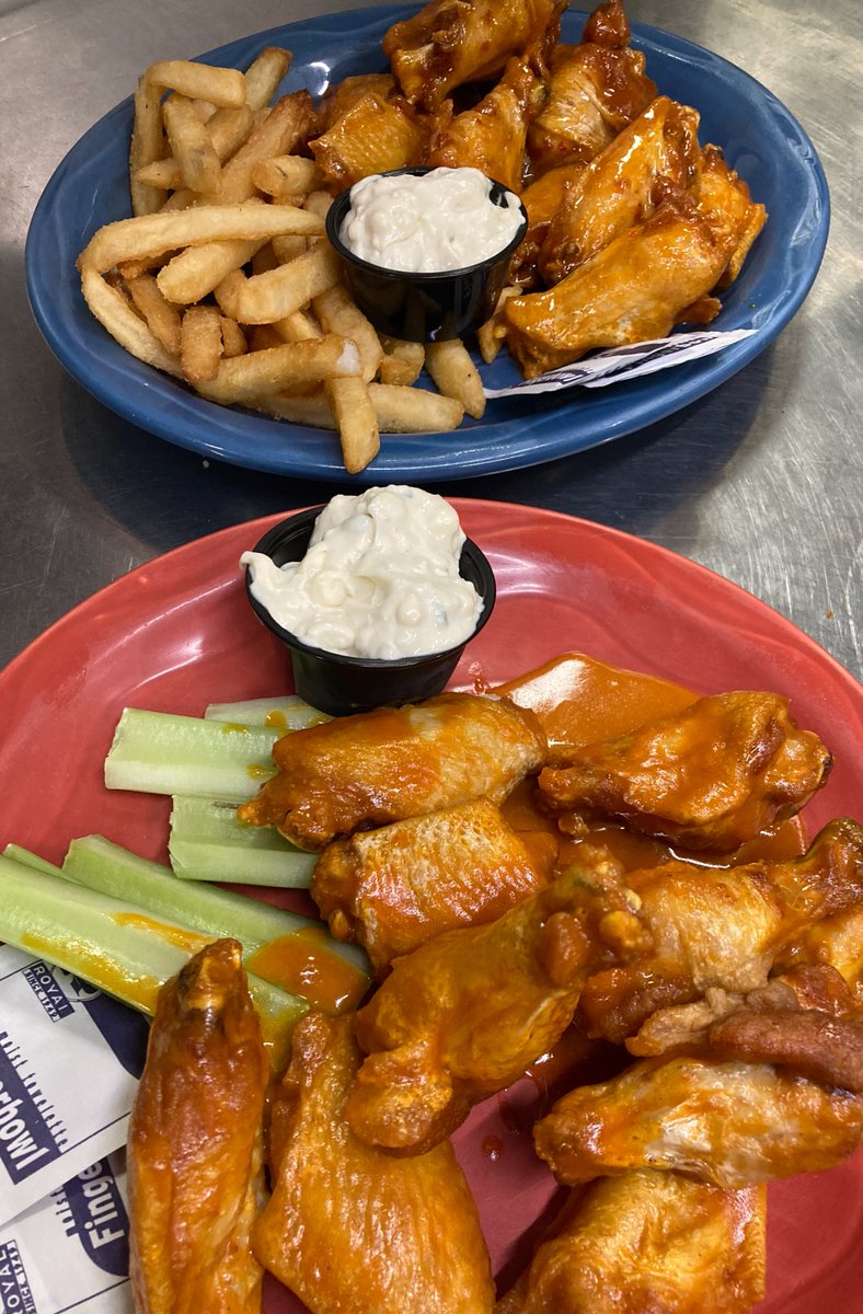 TCsReferee's tweet photo. Rekindle your love affair with REF WINGS (and a BALI!) today.

SAT SOUP SPECTACULAR (2.22.25):
Chicken Mushroom Wild Rice // Garden Tomato

#GoRef https://t.co/mHmiTyN6LS