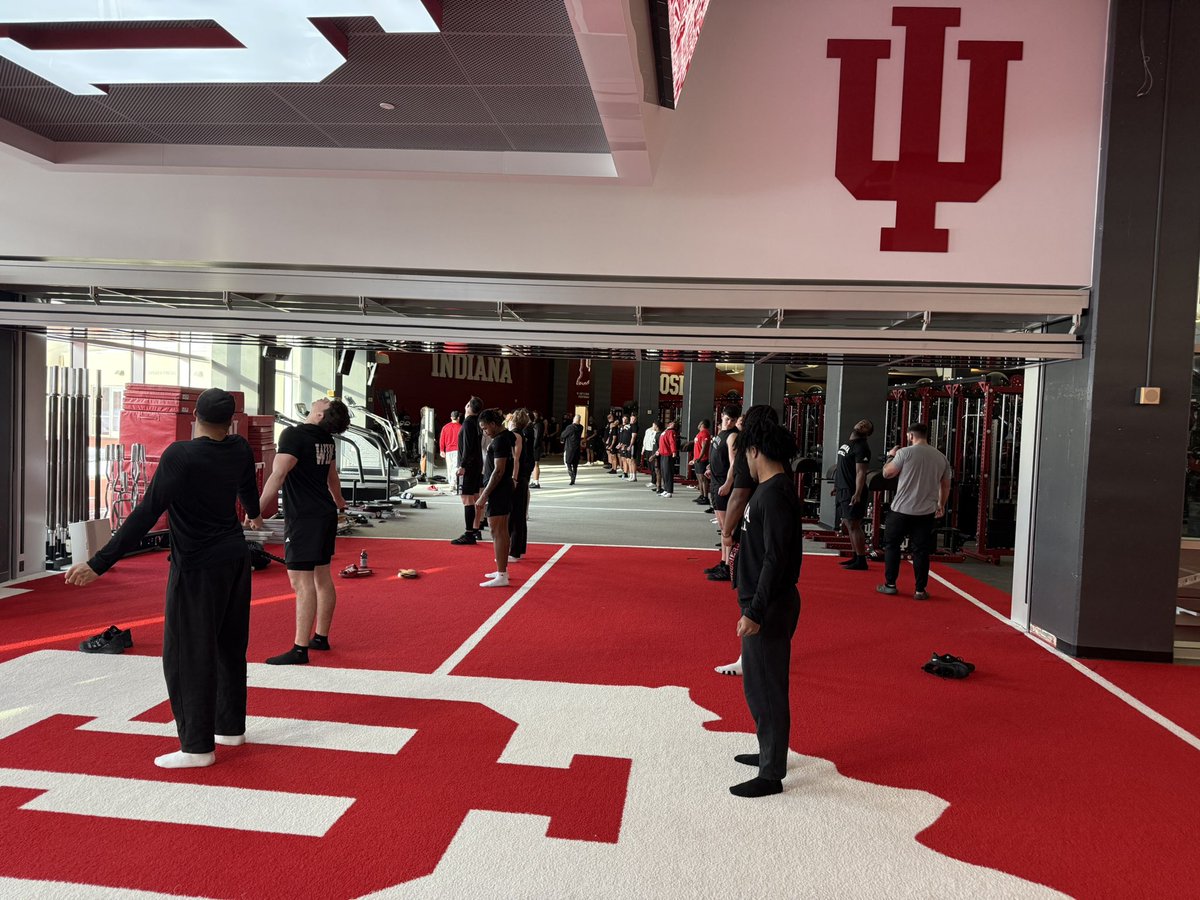 Derek Owings (@owingsderek) on Twitter photo Week 6 Saturday Morning FRC work. The Standard is The Standard #GoIU Week 6 Saturday Morning FRC work. The Standard is The Standard #GoIU