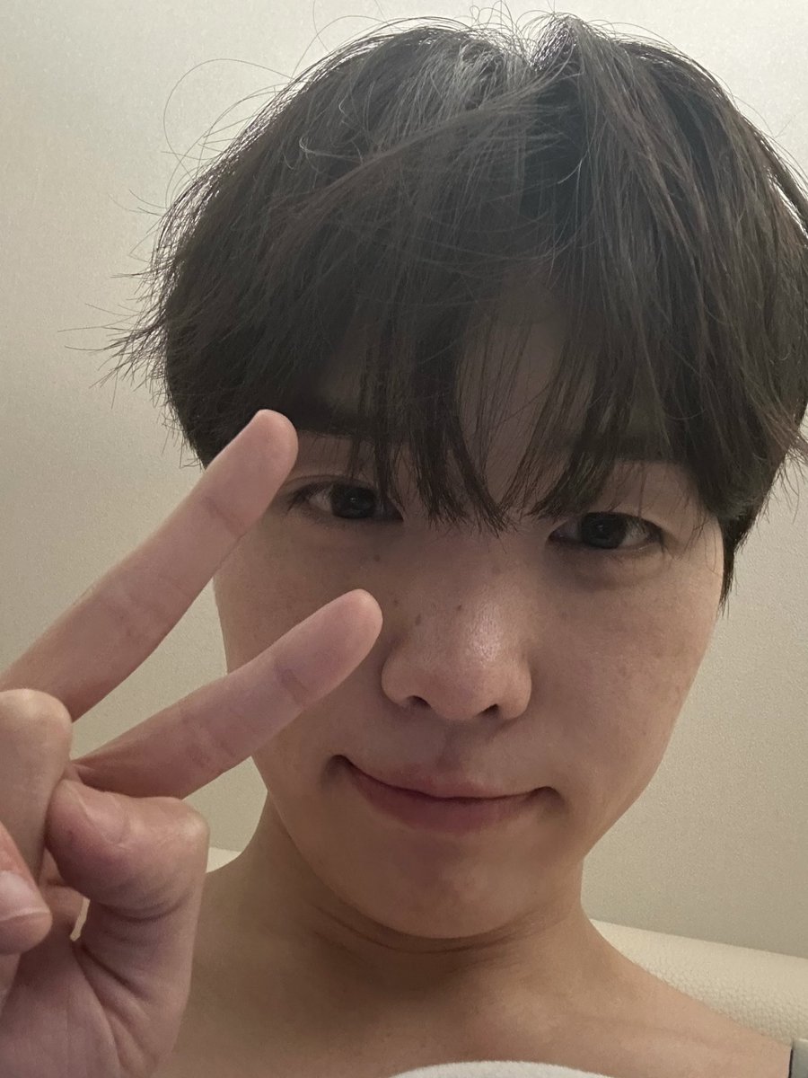 jaynleeeee's tweet photo. 다음엔 노래도 많이 불러줄게 💙

(첫 번째 찍고 너무 쌩이라 두 번째는 스노우를 켰지 뭐야,,) https://t.co/UXw2UBNYpN
