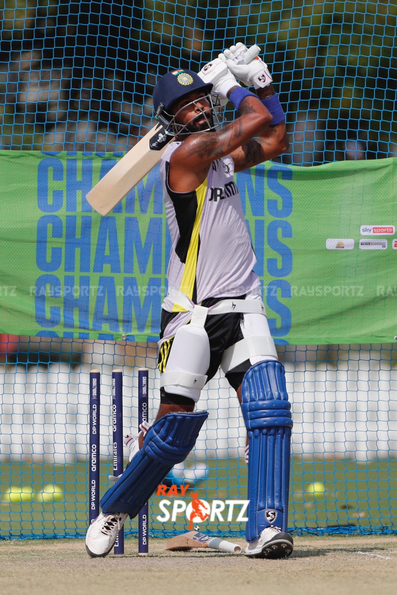 raysportz_cric's tweet image. Here are a few glimpses from Team India's practice session in Dubai before the high-voltage clash against Pakistan.
📸 - @Sourav_Journo 

#CT25  #IndianCricketTeam  #indpak  #raysportz