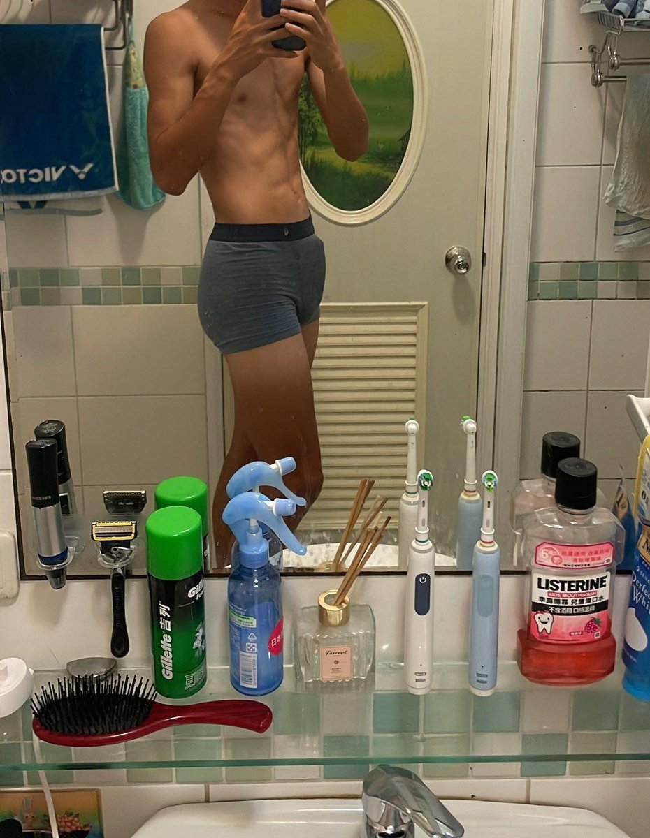 體育生嗎 tweet media